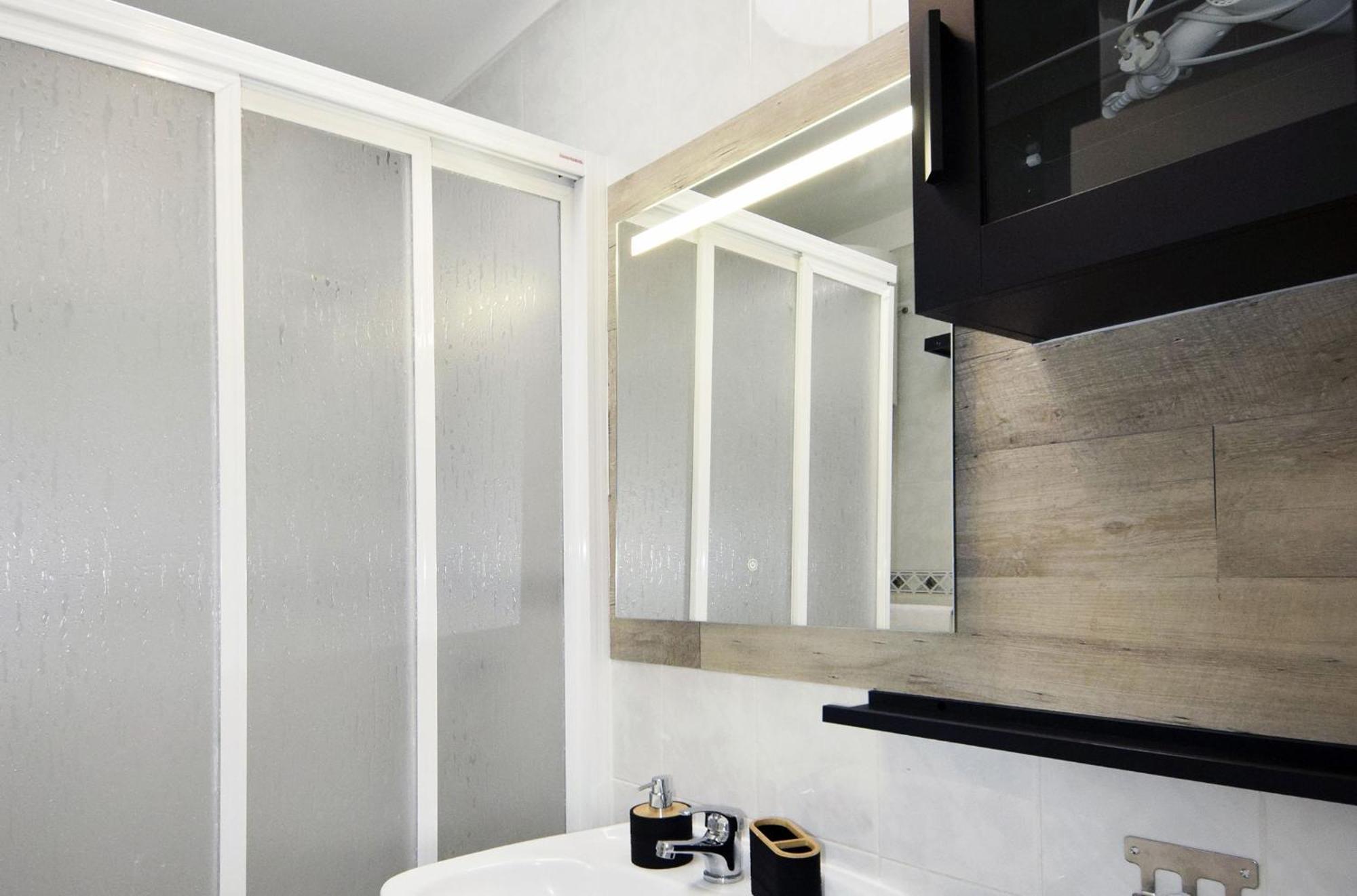 Hand Made Suite Arona  Buitenkant foto