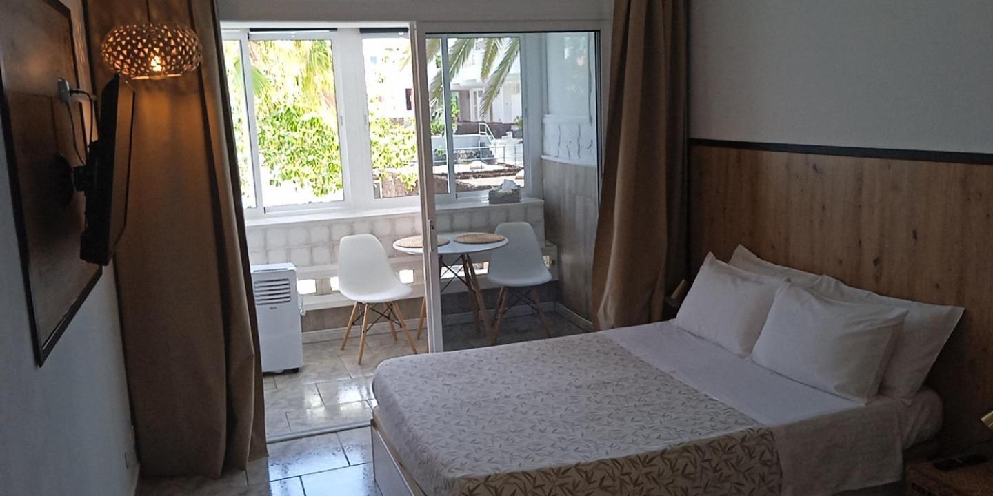Hand Made Suite Arona  Buitenkant foto